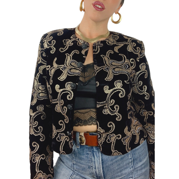 80's black velvet and gold blazer by NORTON McNAUGHTON Petites - Picture 11 of 12